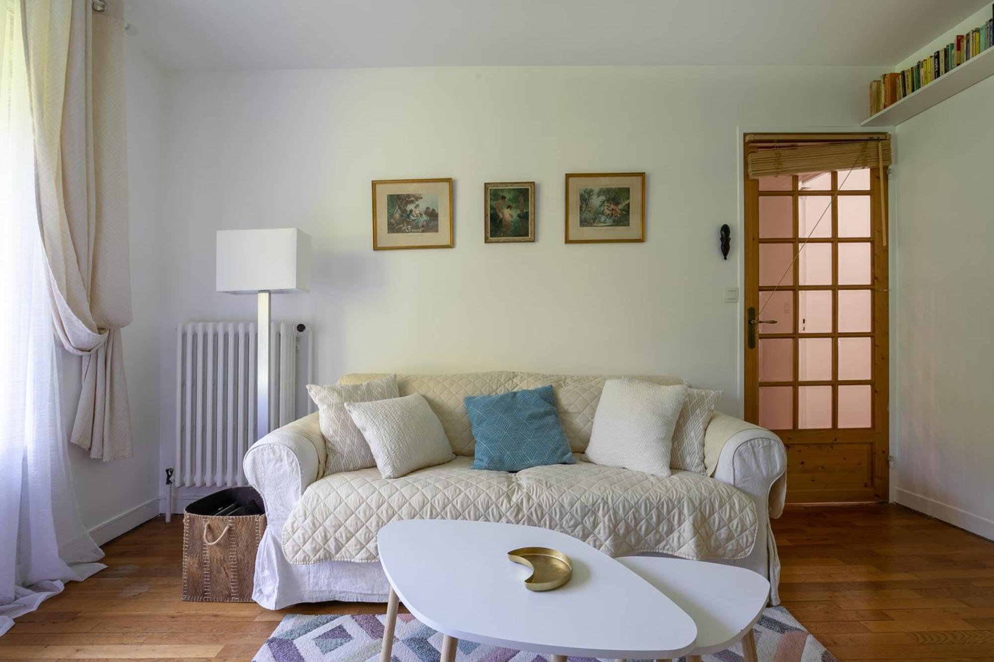 Le Chateaubriand - Calme, Balcon Et Parking Châtenay 外观 照片