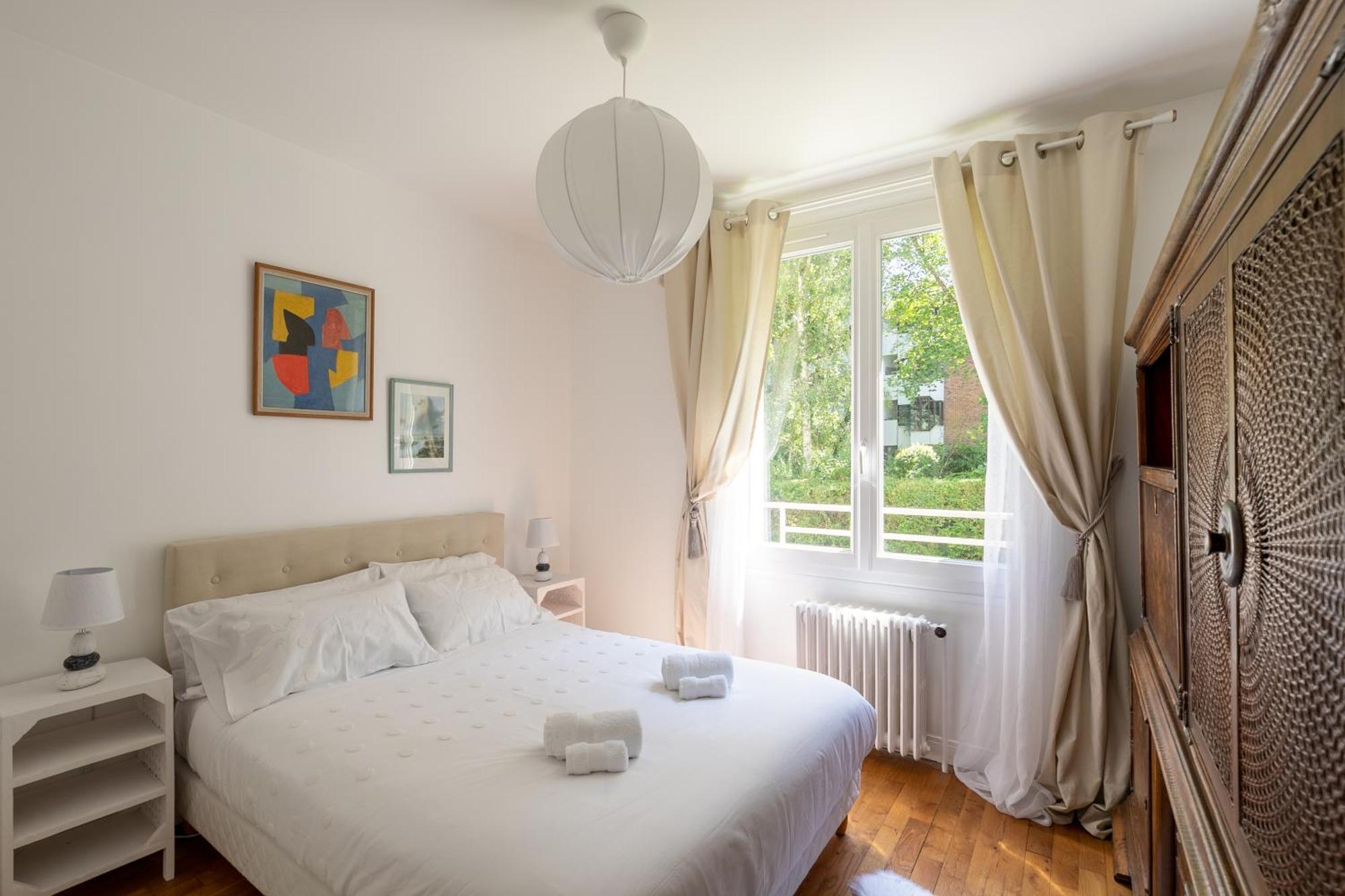 Le Chateaubriand - Calme, Balcon Et Parking Châtenay 外观 照片